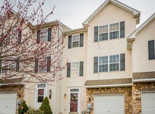 1693 Brynne Ln, Pottstown, PA 19464
