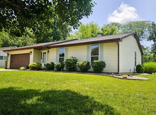 4411 Woodglen Ln, Mount Vernon, IL 62864