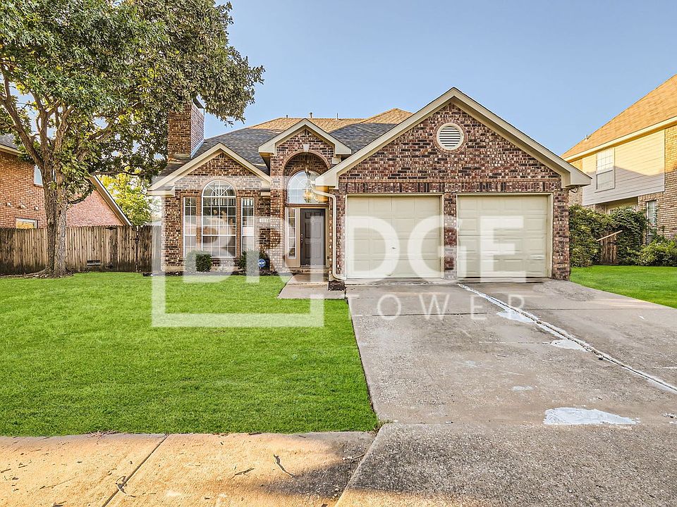 1st image of 1216 Falling Water Dr
