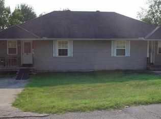 402 S 3rd St, Flippin, AR 72634