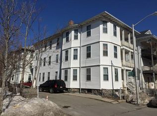 8 Abbott St, Worcester, MA 01602