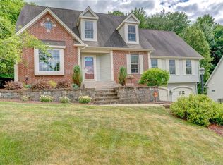 4 Winchester Way, Cromwell, CT 06416