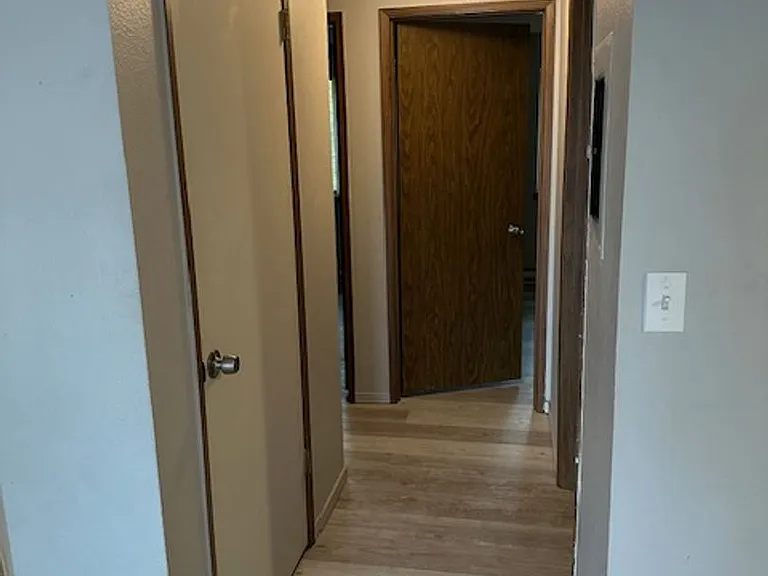 2910-2920 SW Dolph Ct — Photo 10