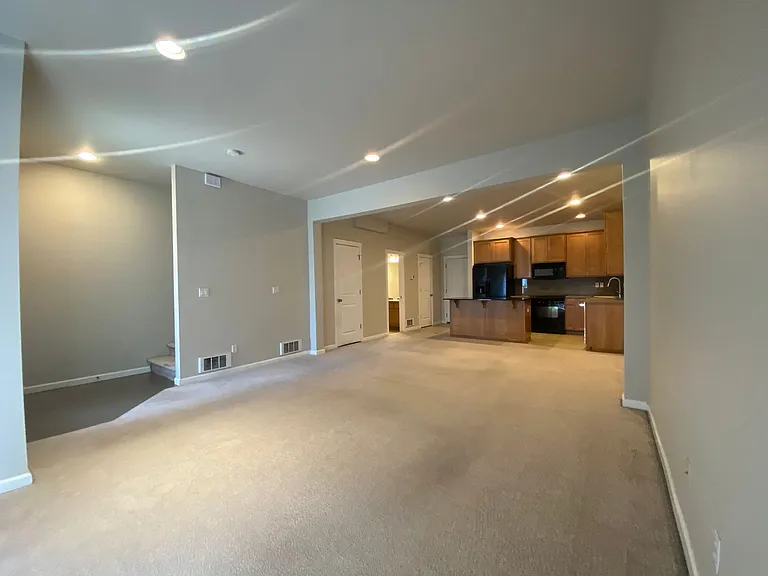 2110 N Country Vista Blvd — Photo 2