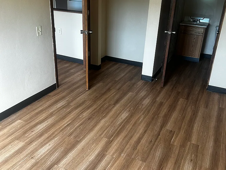 341 Franklin St #411 — Photo 5