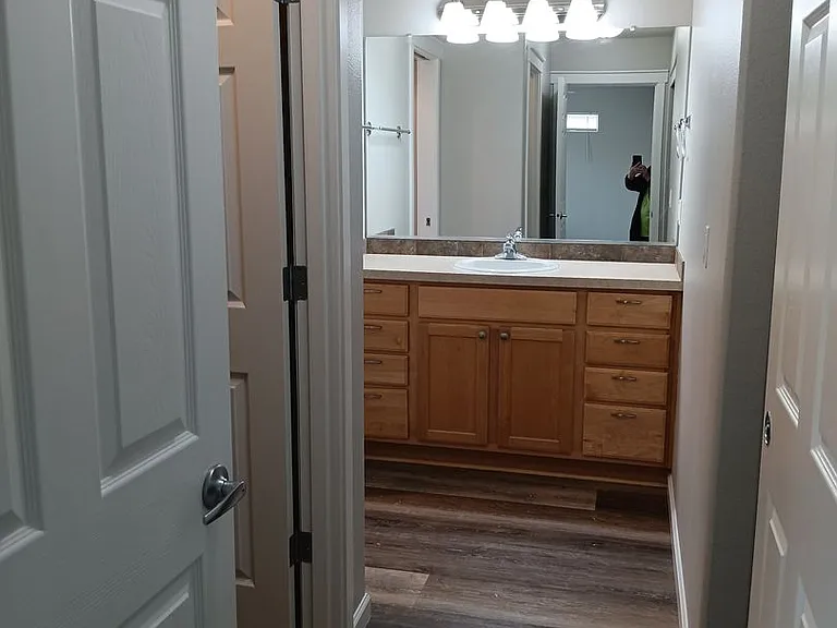 652 Jasmine Cir — Photo 22