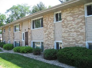 914 Luther Pl APT 6, Albert Lea, MN 56007