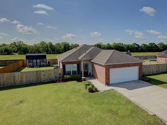 2nd image of 1090 Jordan Dr