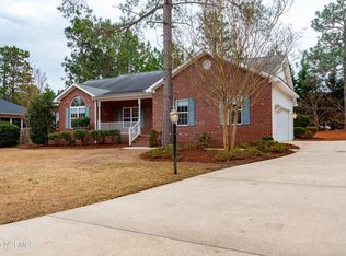 3 Pinebrook Dr, Carthage, NC 28374