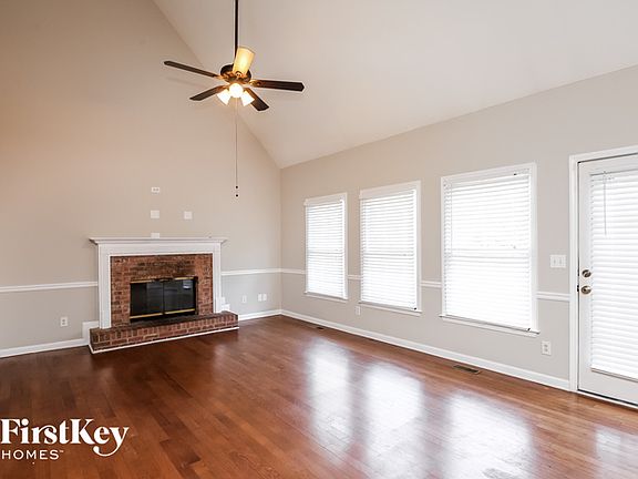 5th image of 615 Sycamore Glen Ct