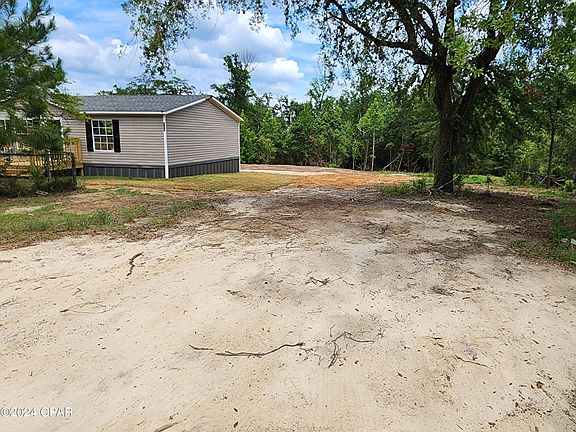5th image of 2484 Lark Ln