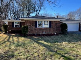 302 Hopkins Rd, Cumberland, IN 46229