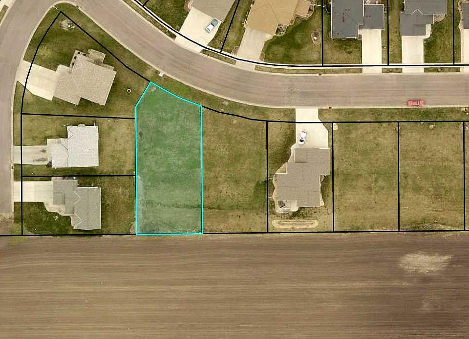 2nd image of 205 Wickfield Dr
