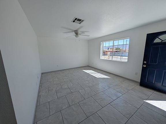 3rd image of 120 Encino Dr