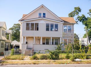 454 Carew St, Springfield, MA 01104