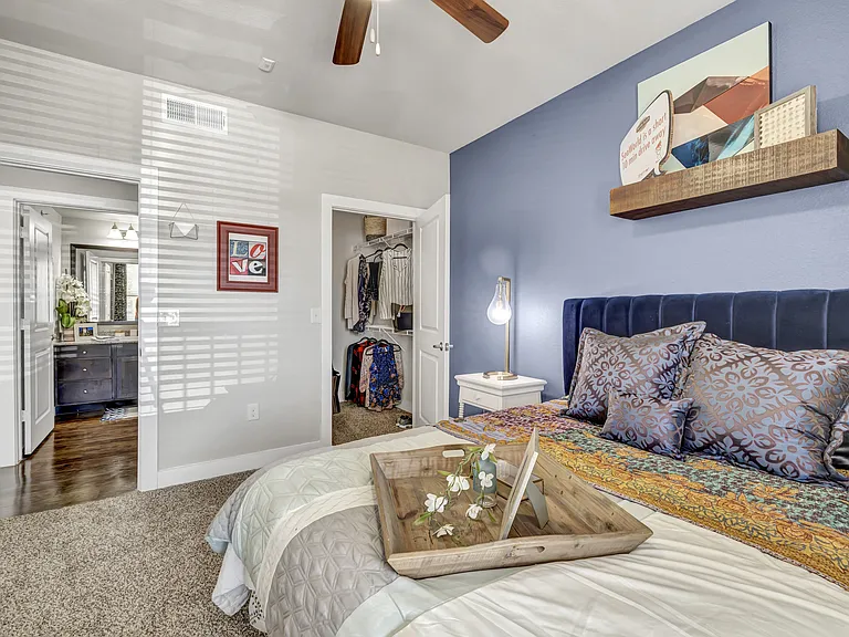 Pecos Flats Apartments — Photo 10