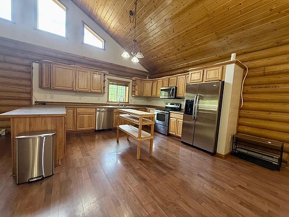 4th image of 3805 Peter Hawk Ave