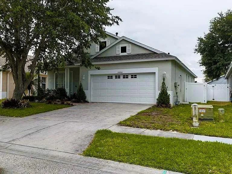 24900 Oakhaven Ct — Photo 1