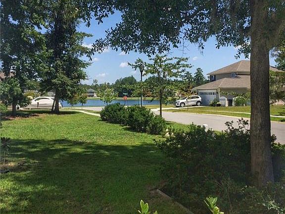 4th image of 11 Whispering Oaks Trl