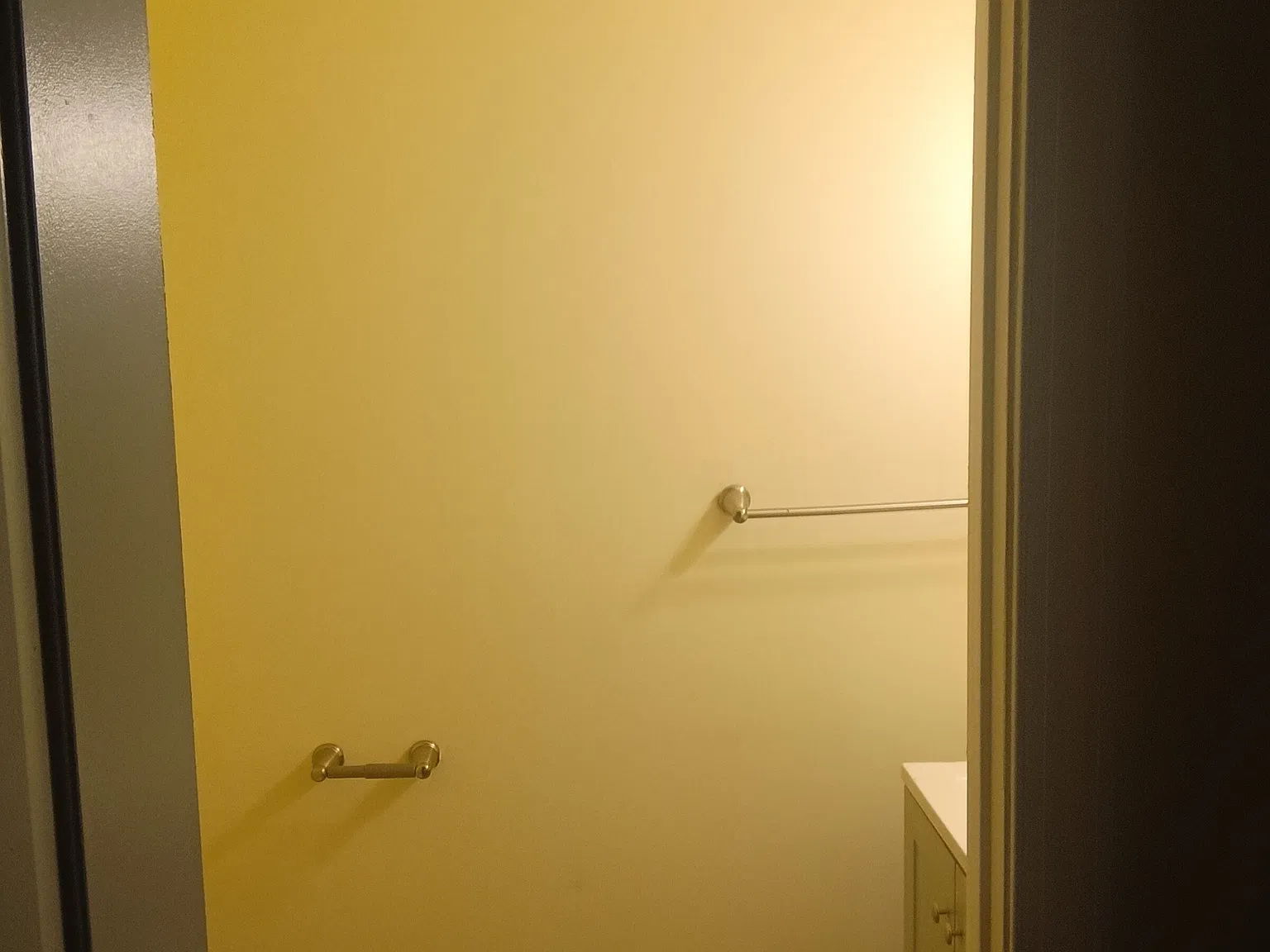 3 bed, 1.5 bath, 611 sqft, $1,725 — Photo 4