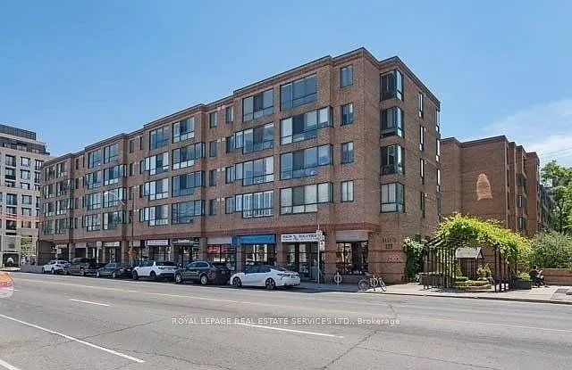 225 Davenport Rd #204 — Photo 1