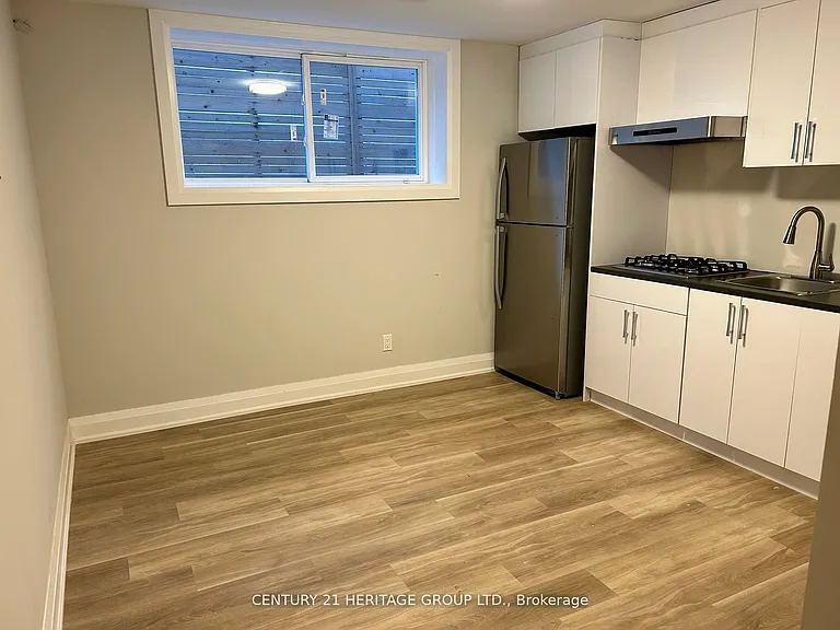 43 Birch Ave #A — Photo 6