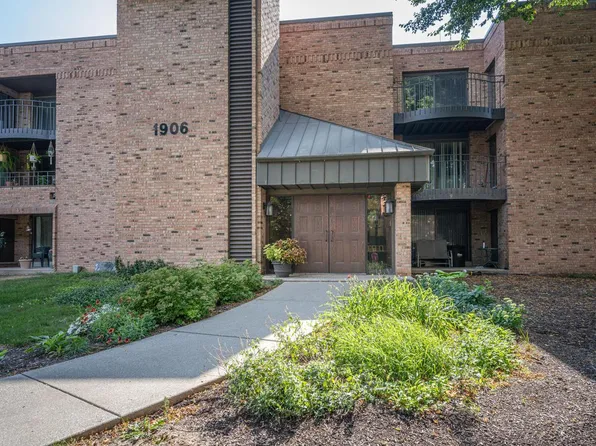 1906 E Shorewood BOULEVARD #354, Shorewood, WI 53211