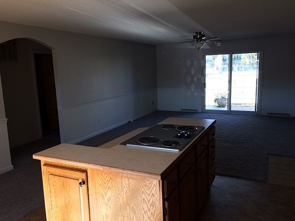 3rd image of 104 McVicker Dr
