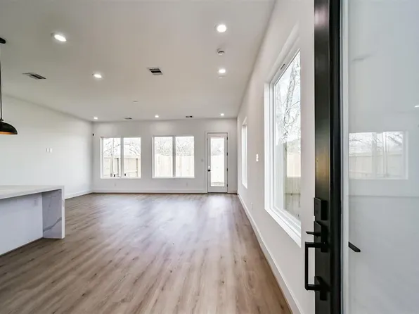 3347 Simmons Street, Houston, TX 77004