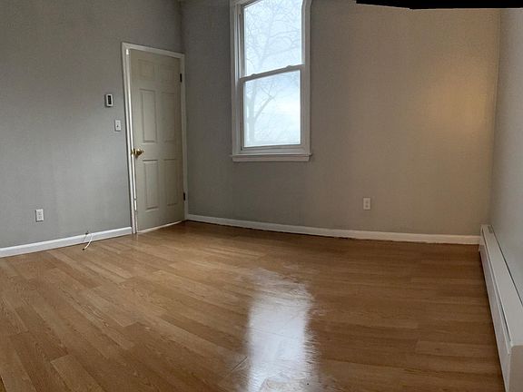 4th image of 137 Southside Ave #3N
