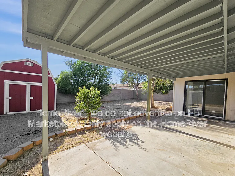 512 S 75th Pl — Photo 18