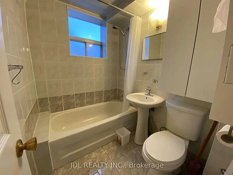 857 Westlock Rd #LOWER — Photo 6