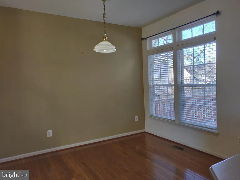 4638 Odessa Dr — Photo 12