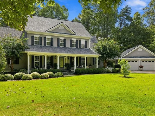 173 Sweetbriar Dr, Jasper, GA 30143