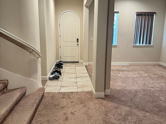 4th image of 4255 Fairmont Ave