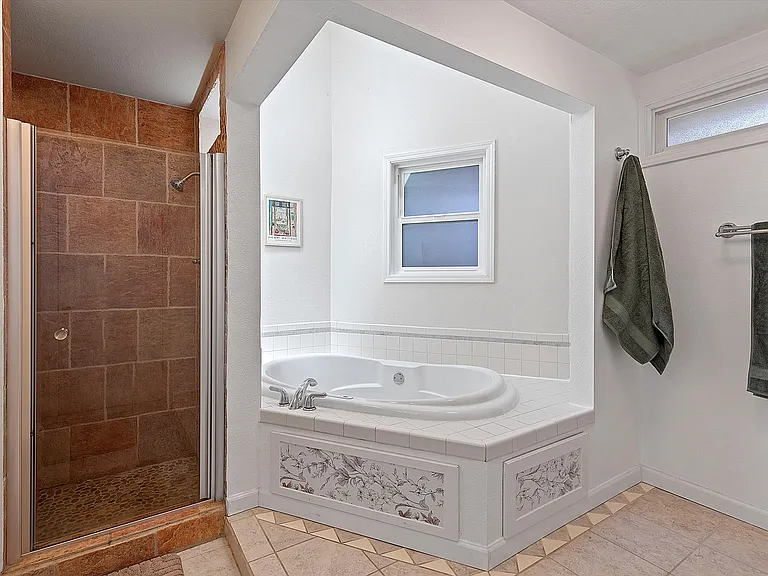 SW Oak Ct — Photo 28