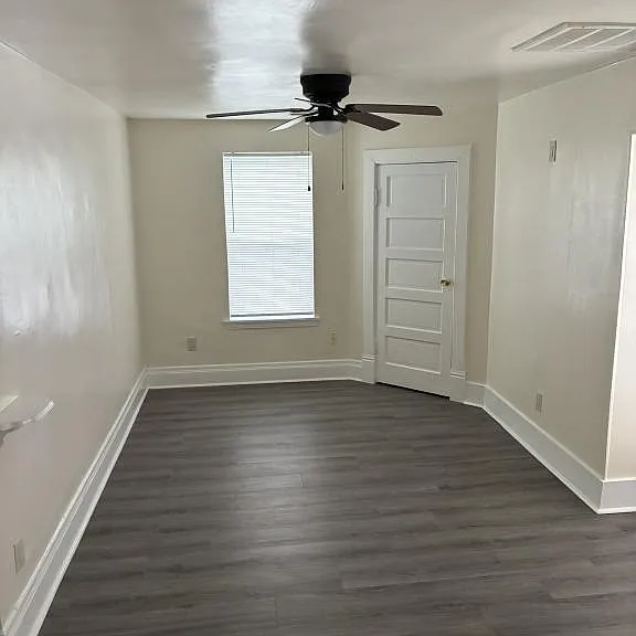 4229 4th Ave — Photo 3