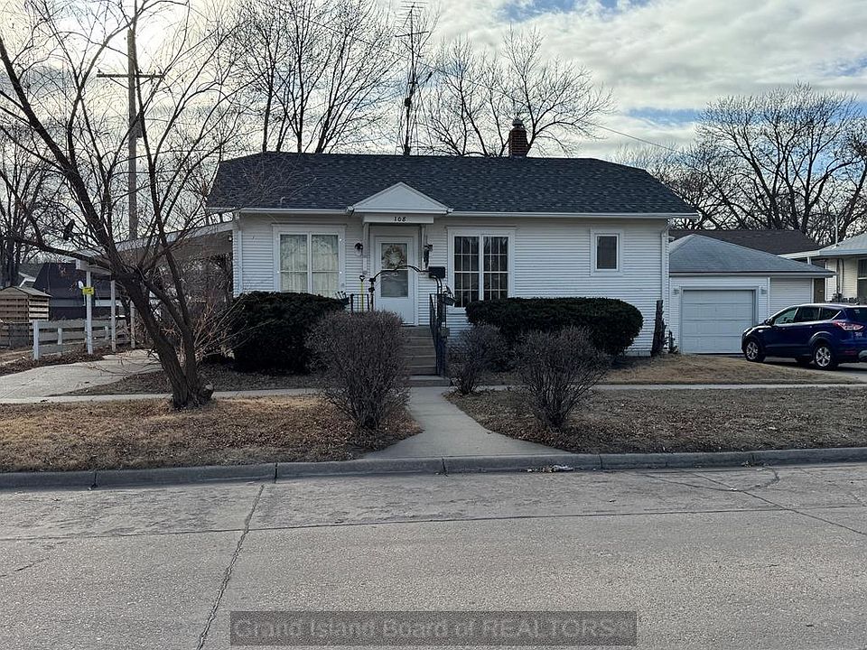 1st image of 108 S Logan St