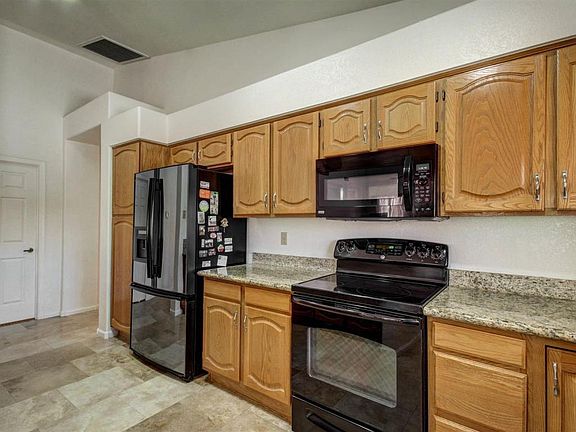 4th image of 1366 N Los Feliz Dr