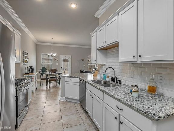 5th image of 358 Coppice Pl