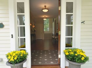 10 Lee Rd, Ridgefield, CT 06877