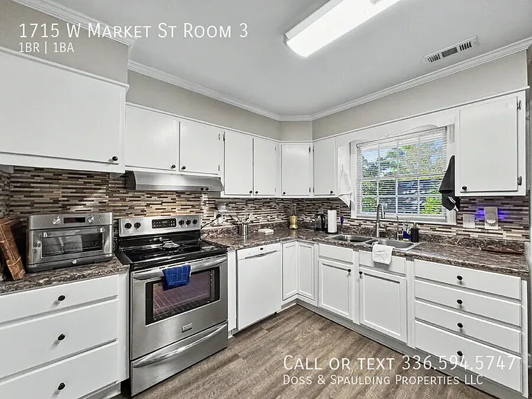 1715 W Market St #3 — Photo 9