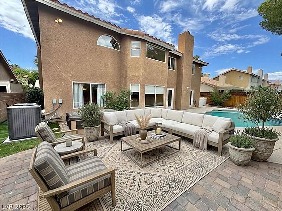 4th image of 8240 Tivoli Cove Dr