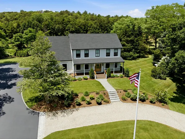 635 Santuit Newtown Road, Marstons Mills, MA 02648