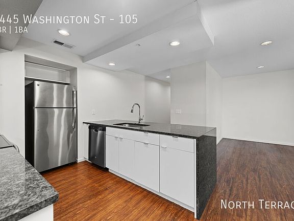 5th image of 4445 Washington St #105