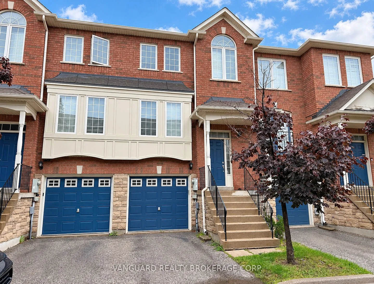 3 bed, $3,500 — Photo 1