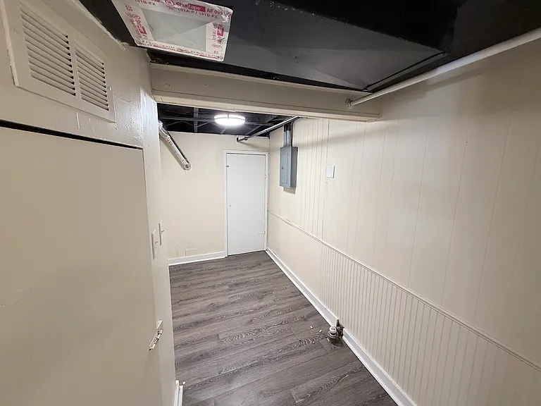 722 Washington St — Photo 15