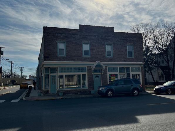 102 W Broad St #2