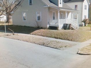 1026 Bloomfield Rd, Cape Girardeau, MO 63703