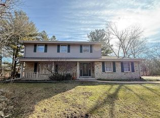 302 Wakefield Downs, Wales, WI